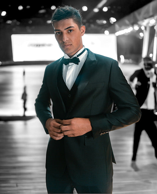 Kingsman Peak Lapel Tuxedo Jacket
